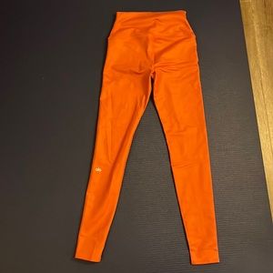Alo yoga leggings orange SIZE SMALL